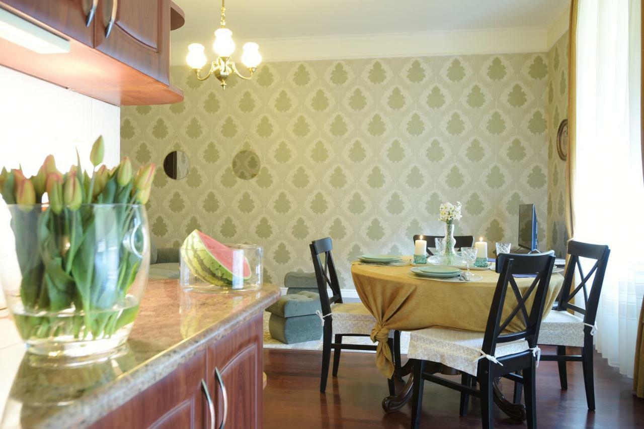 Luxury Apartment/Florianska Street Красков Екстериор снимка